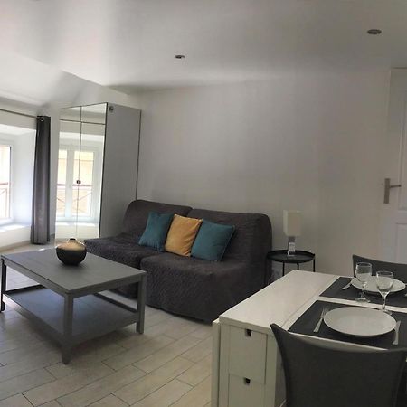 Duplex Bellifontain Au Coeur De Fontainebleau Apartment Екстериор снимка
