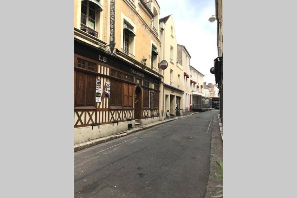 Duplex Bellifontain Au Coeur De Fontainebleau Apartment Екстериор снимка